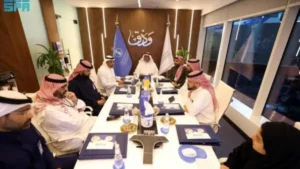 وزارة التربية الوطنية السعودية تناقش استراتيجيات تعزيز الاستعداد المدرسي لمواجهة تحديات الطقس